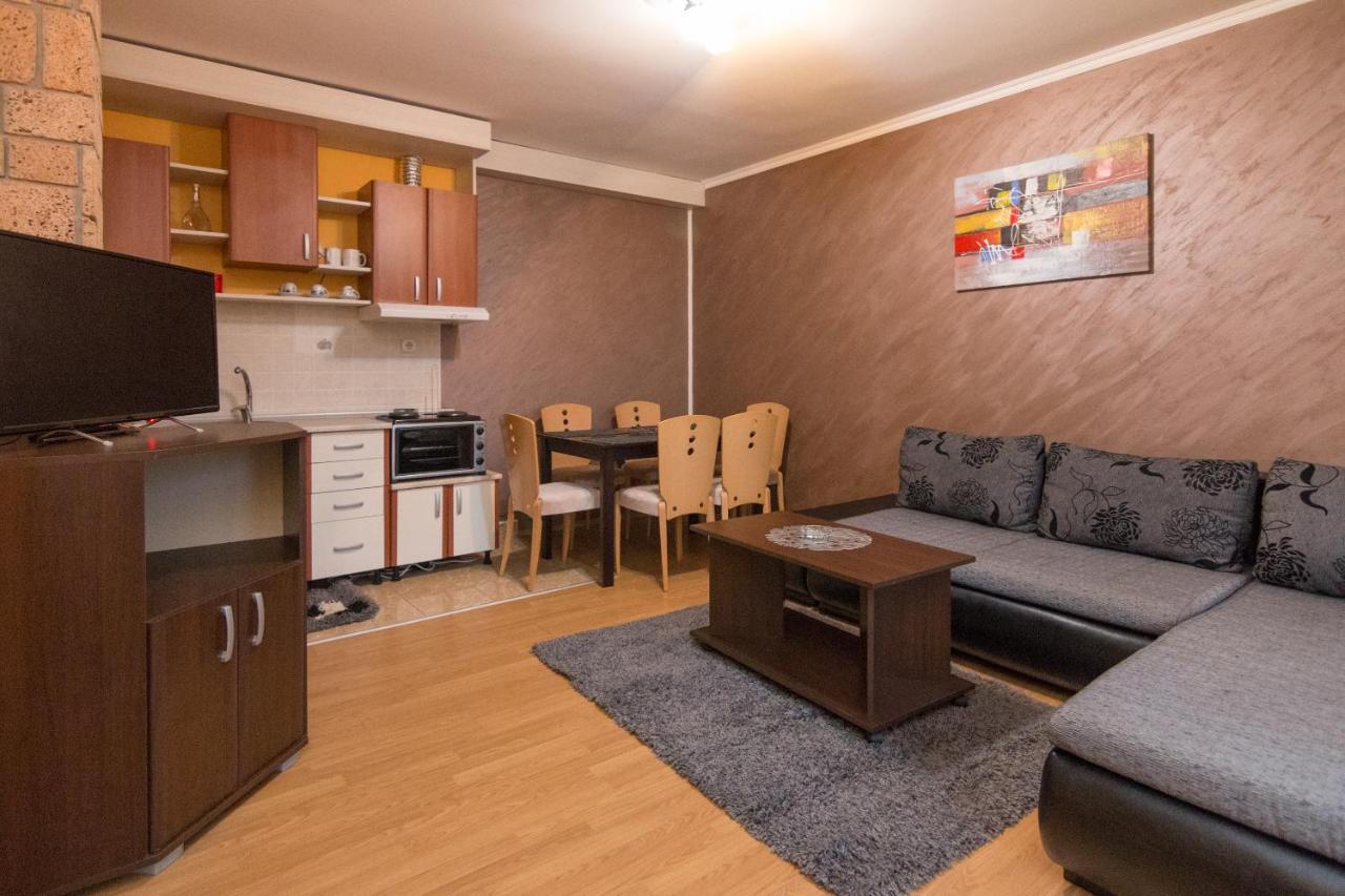 Apartments Andric Калюд'єрске Баре Екстер'єр фото